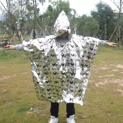 Impermeable al aire libre de la supervivencia del poncho del papel de aluminio del PE de la manta del rescate de la prenda impermeable de la emergencia del aislamiento térmico del OEM